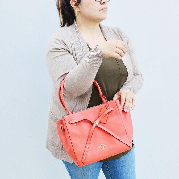 NWT Coach Turnlock Refined Pebble Leather Bucket Tote Watermelon - Picture 2 of 13